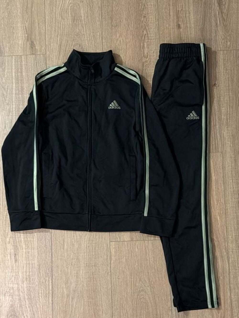 Adidas Tracksuit Jacket and Pants Set Black with Pale Green Stripes Size M (10-1